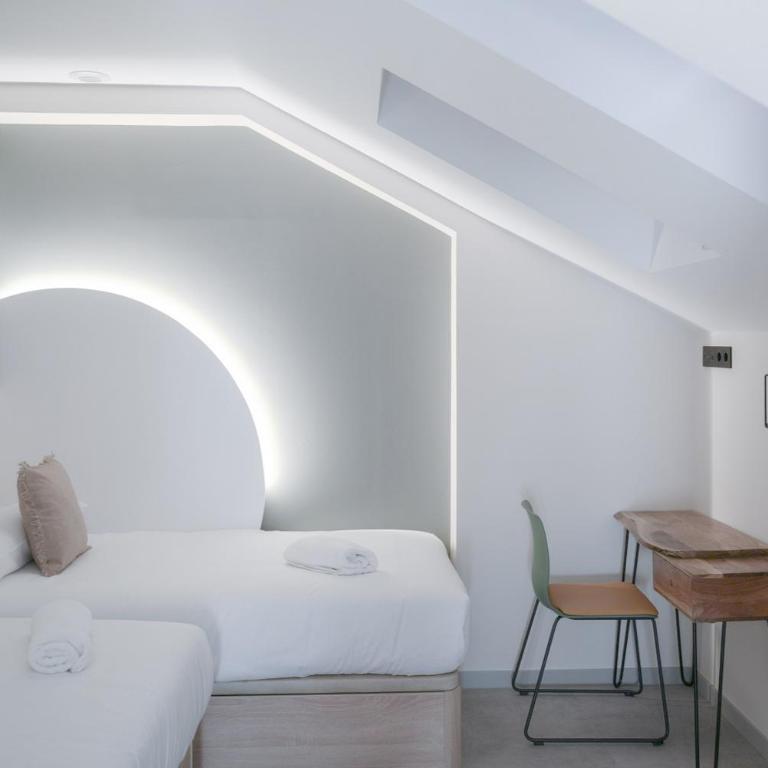 Coliving Compostela - Habitación Doble Deluxe - 2 camas - 4