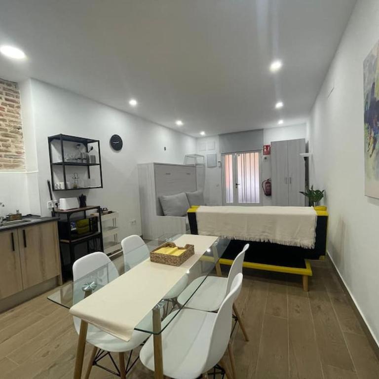 Estudio en Palacio La Latina - One-Bedroom Apartment - 3