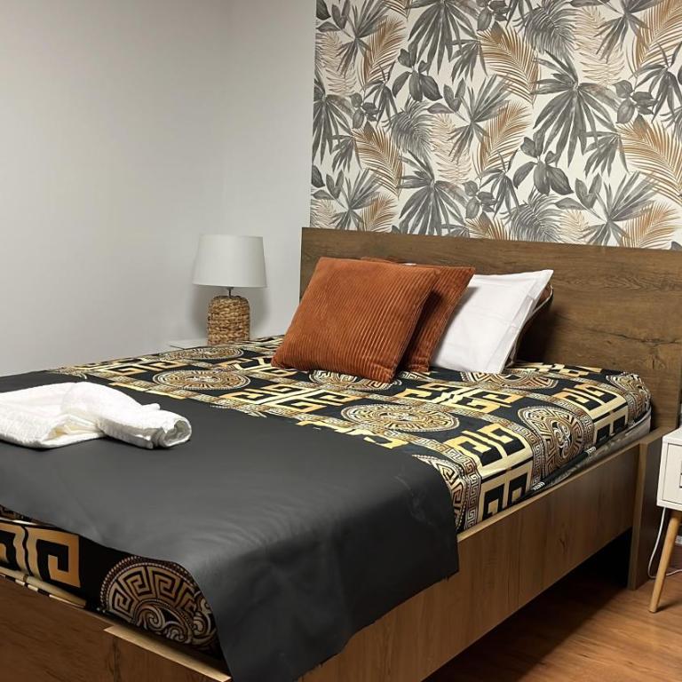Chic8 luxury Gran via - One-Bedroom Apartment - 13