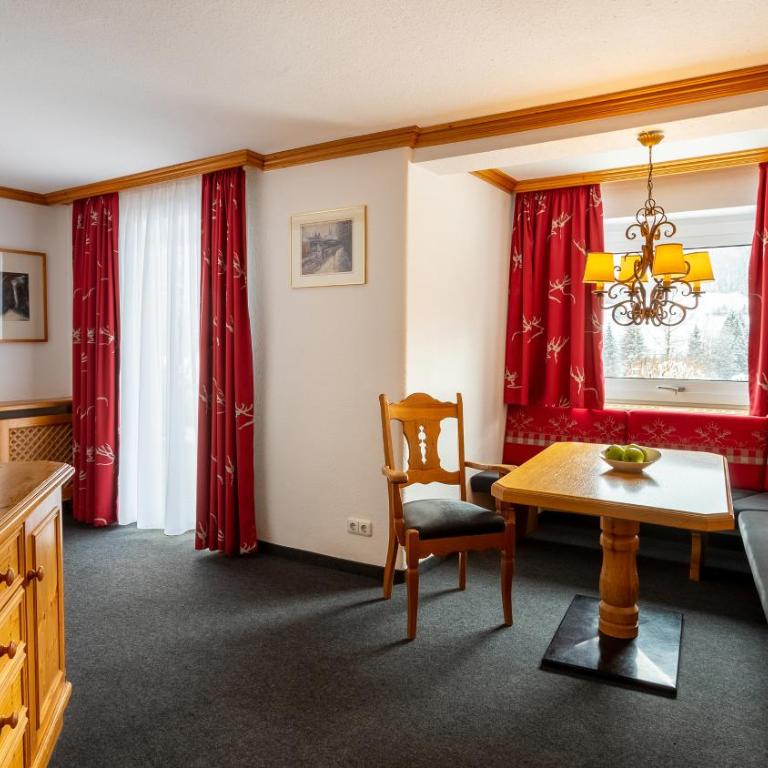 Alpenhotel Oberstdorf - ein Rovell Hotel - Standard Doppelzimmer - 1