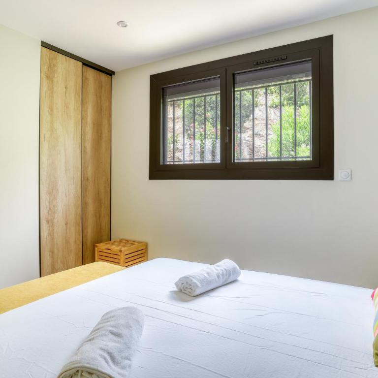 Superbe T4 -Vue Mer- Tout Confort Refait à Neuf! - Appartement 3 Chambres - 11