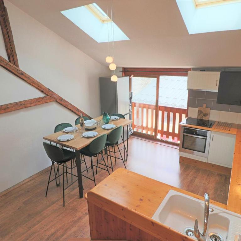 Superbe appartement esprit chalet - Appartement 3 Chambres - 15
