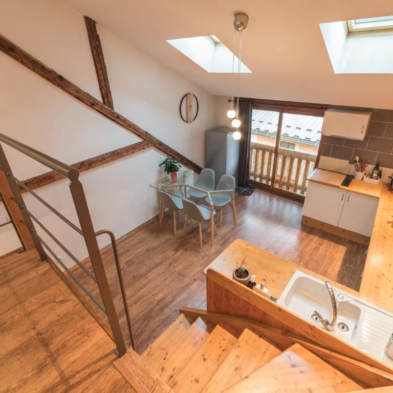 Superbe appartement esprit chalet - Appartement 3 Chambres - 16