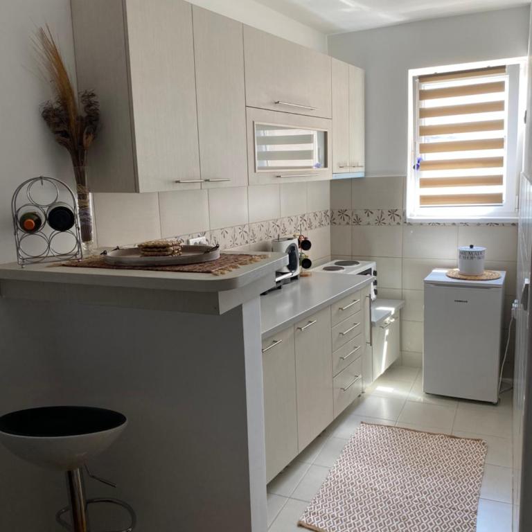 MKA suite - Apartment with Balcony - 9