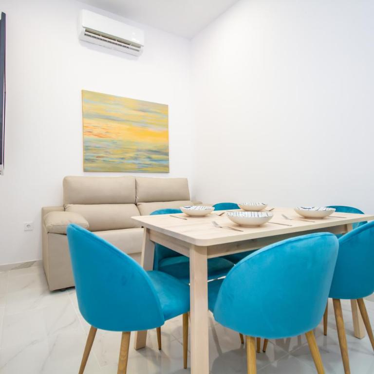 Art Apartments Alicante - Suite with Terrace - 2