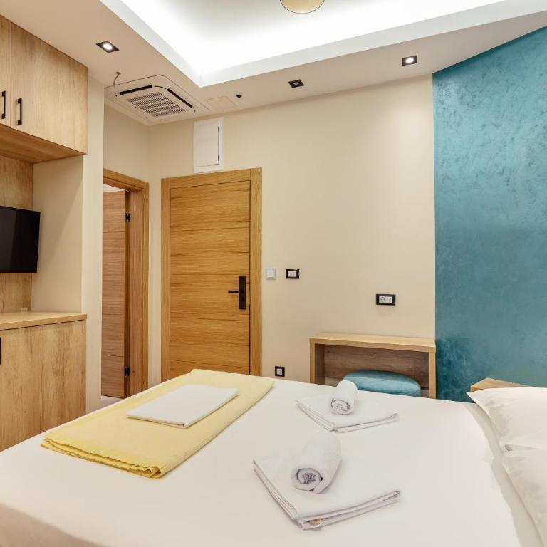 Guesthouse Villa Stari Grad - Deluks Dvokrevetna Soba sa Bračnim Krevetom - 5