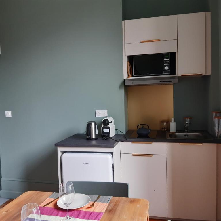 La maison de famille Limoges - Appartement Deluxe - 18