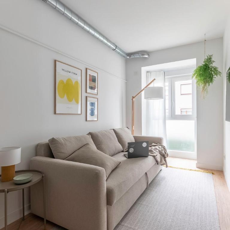 B48 Bilbao Abando - Family Studio - 1