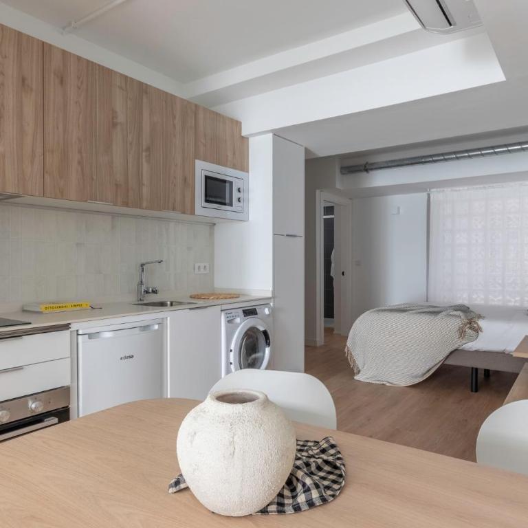 B48 Bilbao Abando - Family Studio - 8