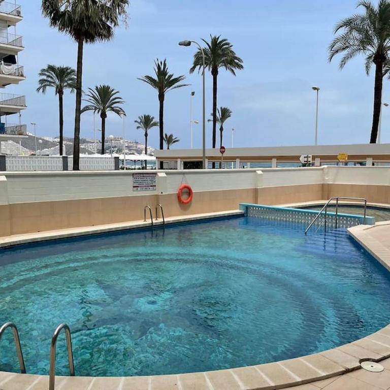 SingularStays Cullera V - Three-Bedroom Apartment - 10