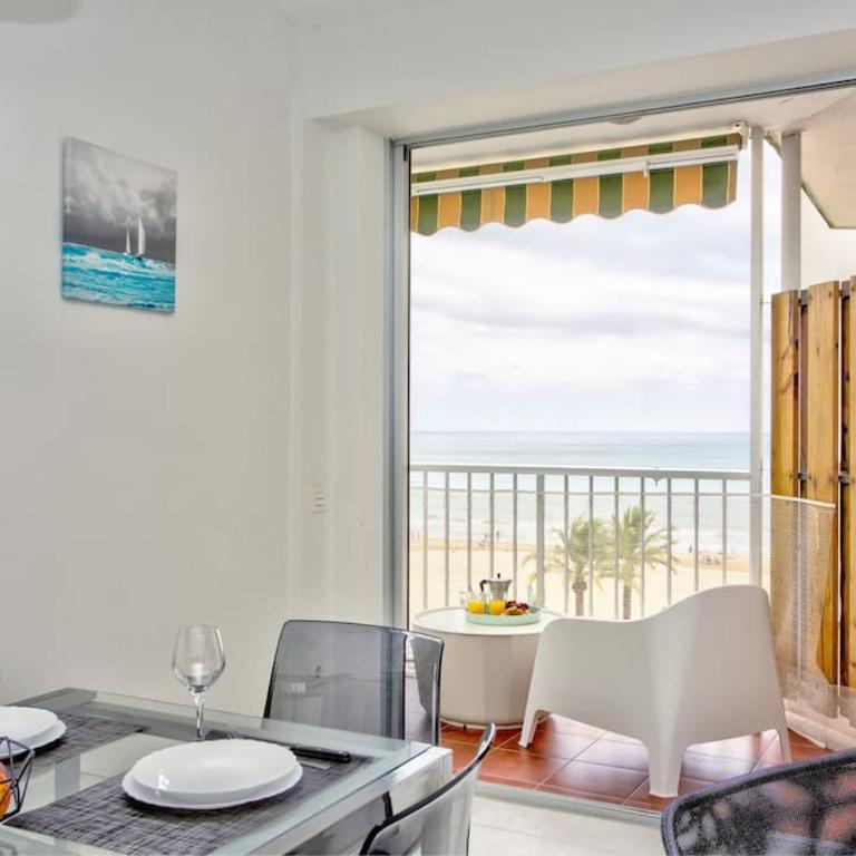 SingularStays Cullera V - Three-Bedroom Apartment - 15