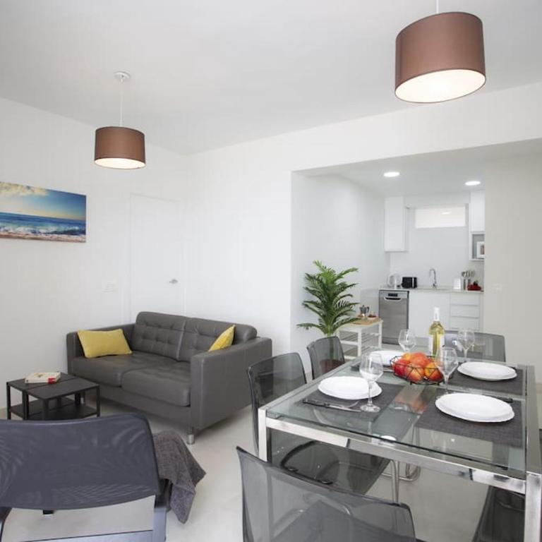 SingularStays Cullera V - Three-Bedroom Apartment - 17