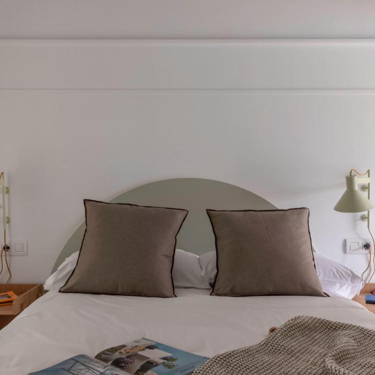 B48 Bilbao Abando - Two-Bedroom Apartment - 13