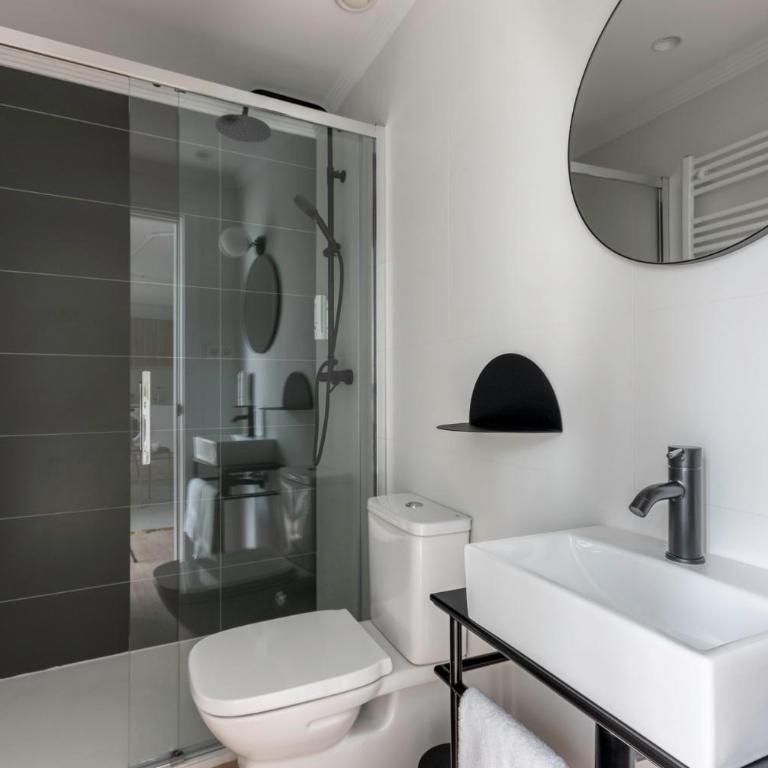 B48 Bilbao Abando - Two-Bedroom Apartment - 7