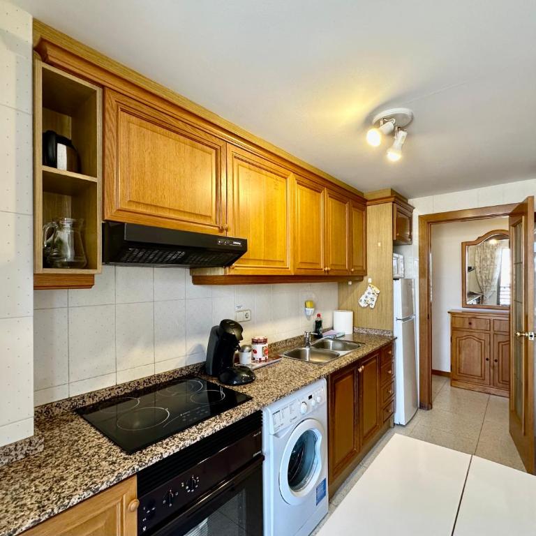 Clubrent - Edf Calpe Place, planta 7, primera linea - Apartamento de 2 dormitorios - 14