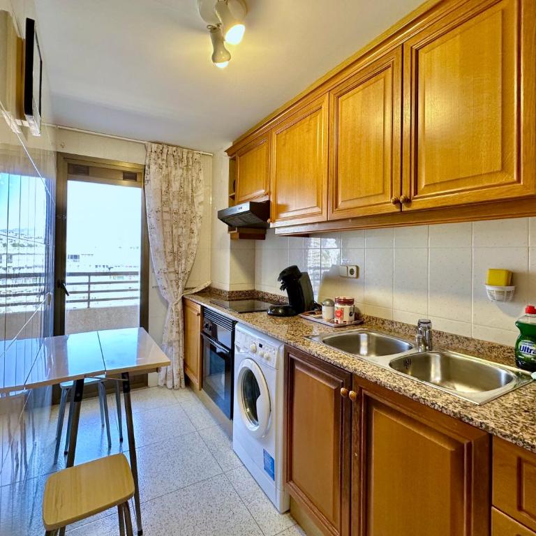 Clubrent - Edf Calpe Place, planta 7, primera linea - Apartamento de 2 dormitorios - 13