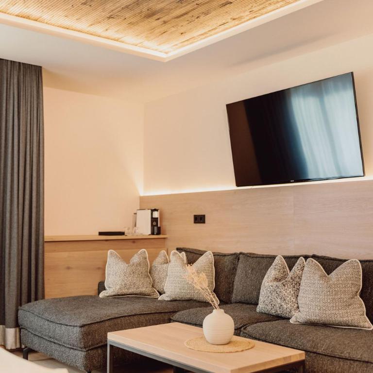Alpina Alpendorf - Doppelzimmer mit Balkon - 5