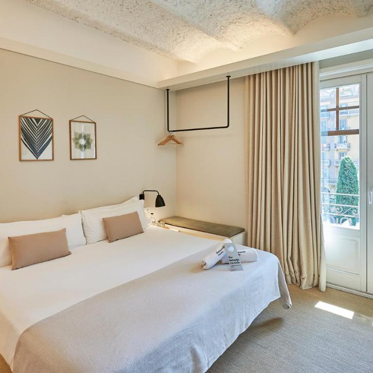 The Moods Catedral Hostal Boutique - Exterior Double Room with Balcony - 3
