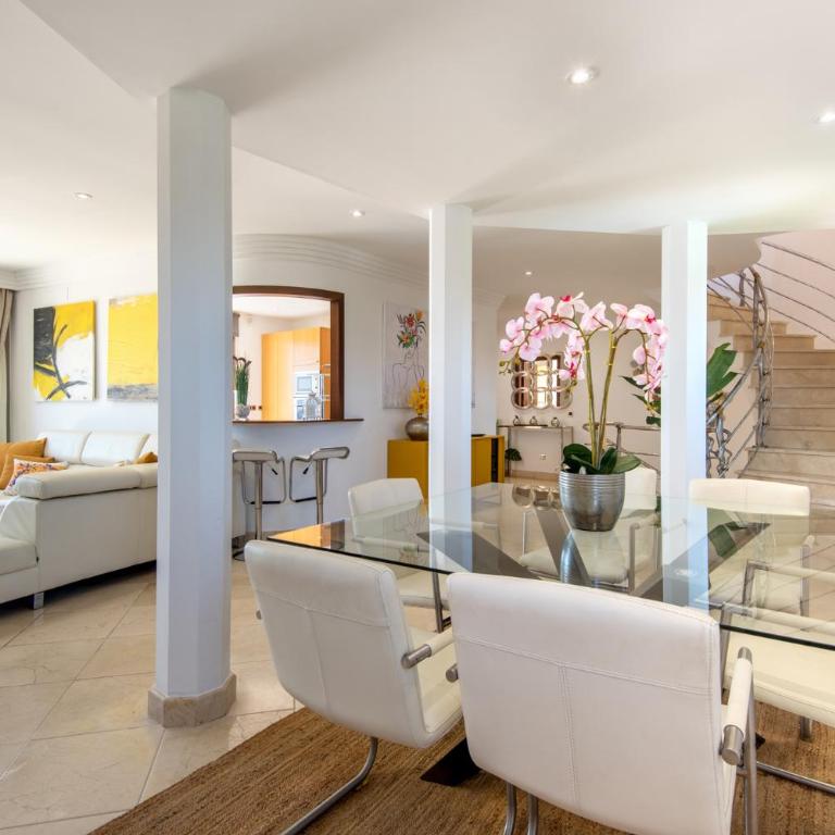 PH BELLAGIO: Luxurious and Romantic duplex penthouse with PRIVATE POOL & sea views - Three-Bedroom Apartment - 17