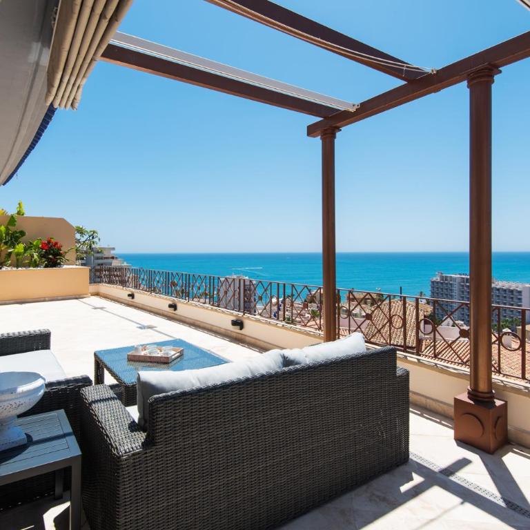 PH BELLAGIO: Luxurious and Romantic duplex penthouse with PRIVATE POOL & sea views - Three-Bedroom Apartment - 4