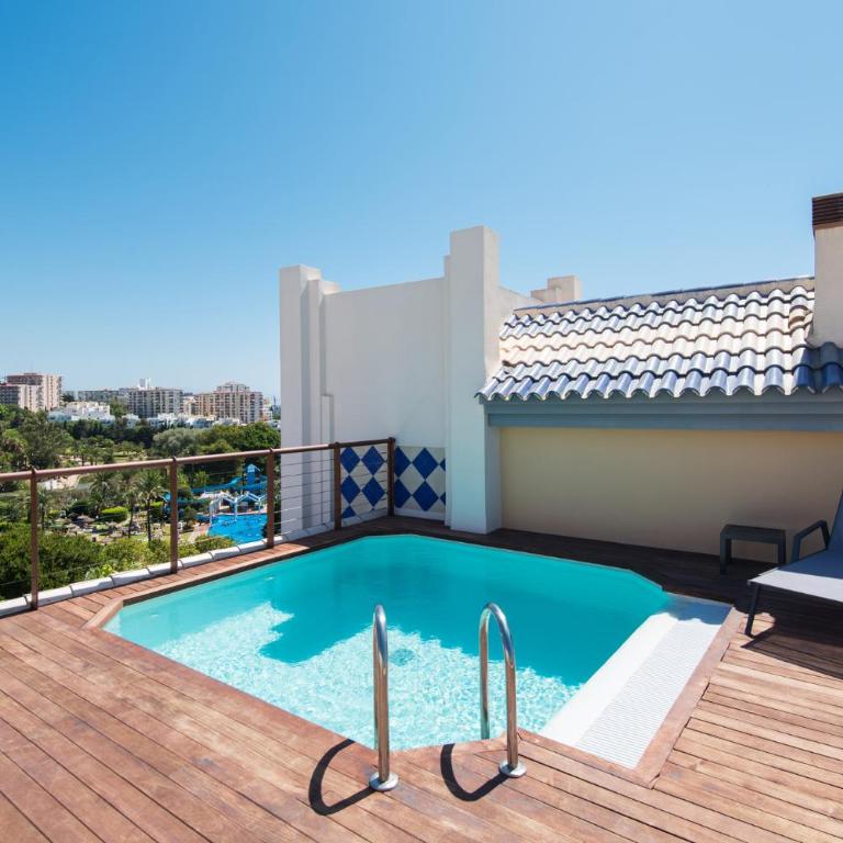 PH BELLAGIO: Luxurious and Romantic duplex penthouse with PRIVATE POOL & sea views - Three-Bedroom Apartment - 9