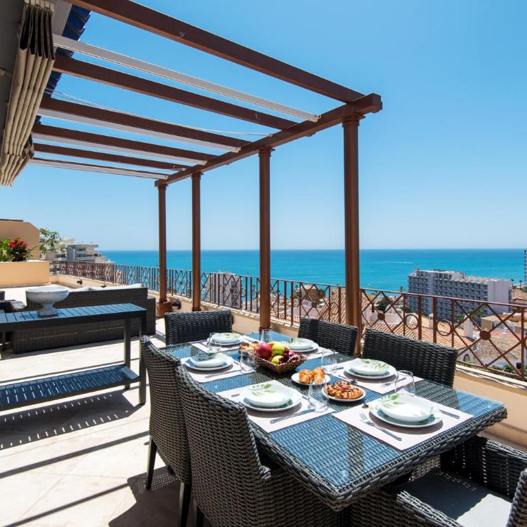 PH BELLAGIO: Luxurious and Romantic duplex penthouse with PRIVATE POOL & sea views - Three-Bedroom Apartment - 2