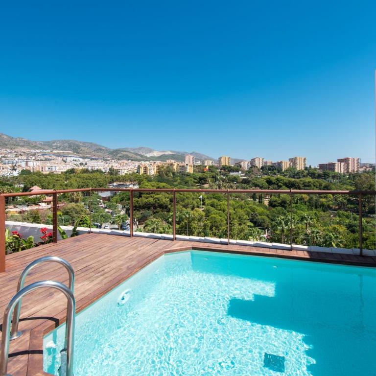 PH BELLAGIO: Luxurious and Romantic duplex penthouse with PRIVATE POOL & sea views - Three-Bedroom Apartment - 40