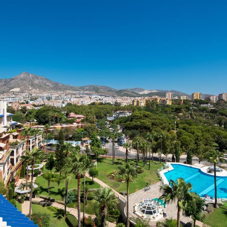 PH BELLAGIO: Luxurious and Romantic duplex penthouse with PRIVATE POOL & sea views - Three-Bedroom Apartment - 57