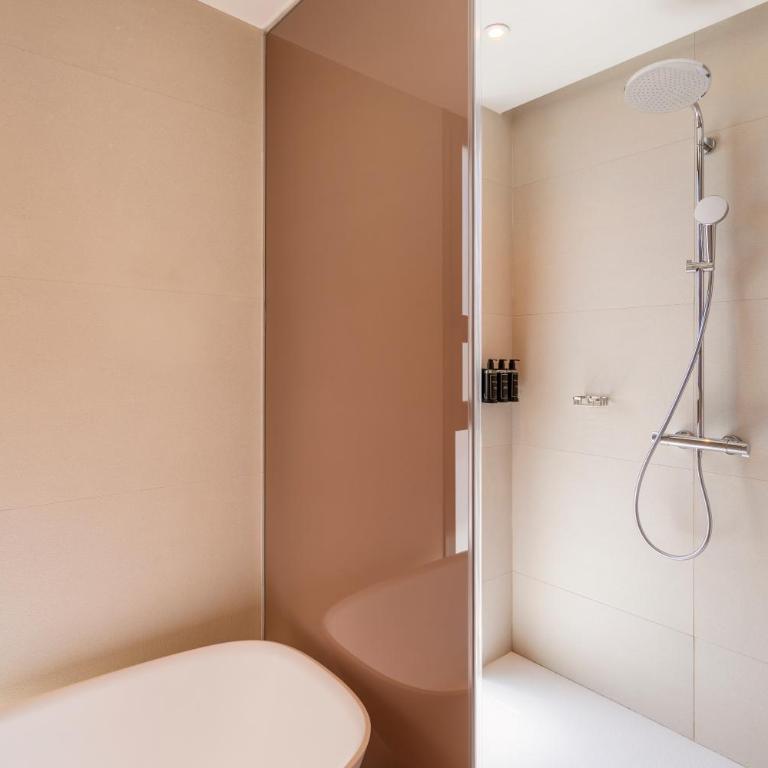 Eurostars Ocean Marbella - Habitación Oasis Deluxe con terraza - 5