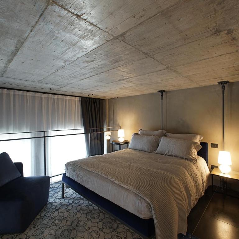 EDIT Lofts - Deluxe Apartment - 1