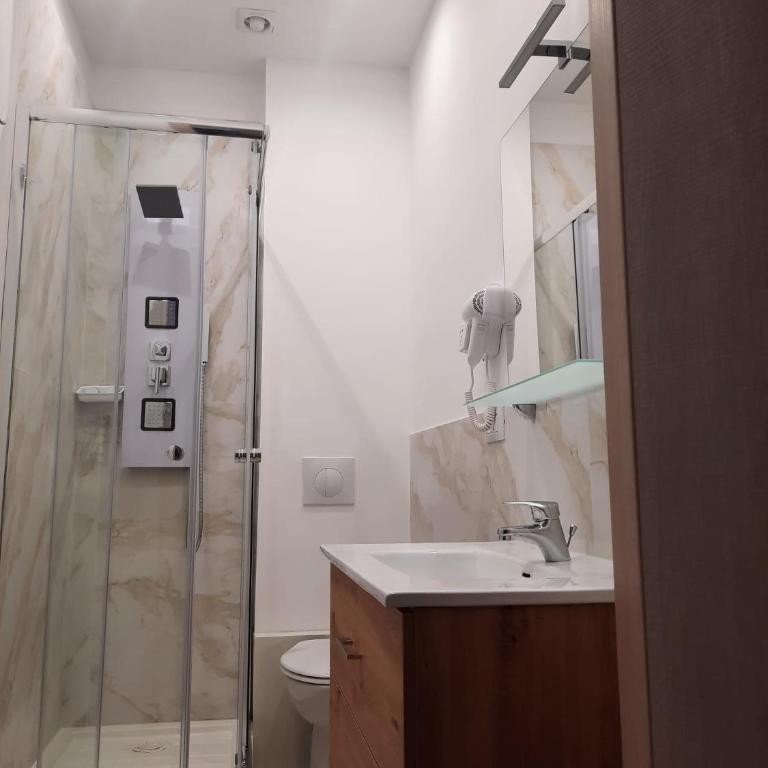 LE CAMERE DI VIA MECCIO - Small Double Room - 12