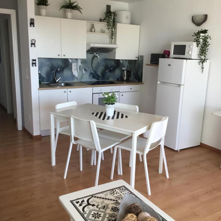 Appart Cosy vue piscine, wifi, à 500 m plage - Apartamento con vistas a la piscina - 3