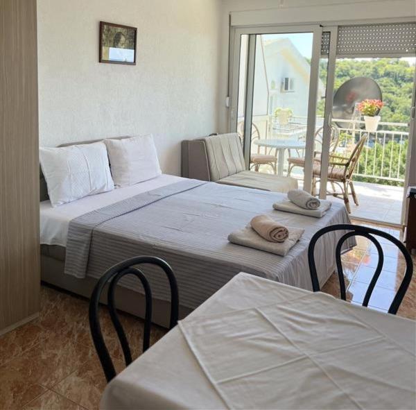 Apartmani Neda Bane - Studio with Balcony and Sea View - 4