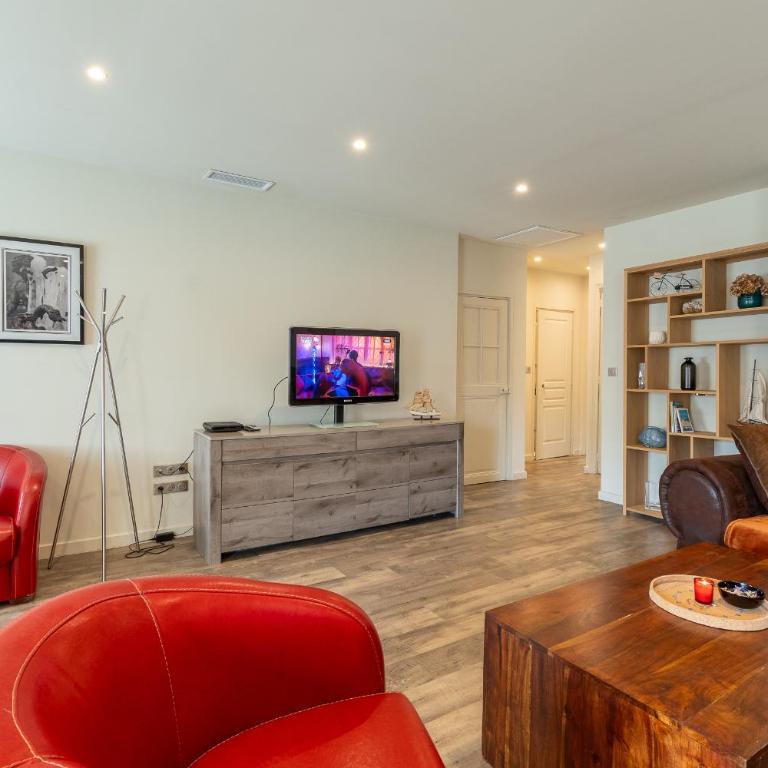 Standing Vieux port 110 m2, Marseille - Appartement 2 Chambres - 35