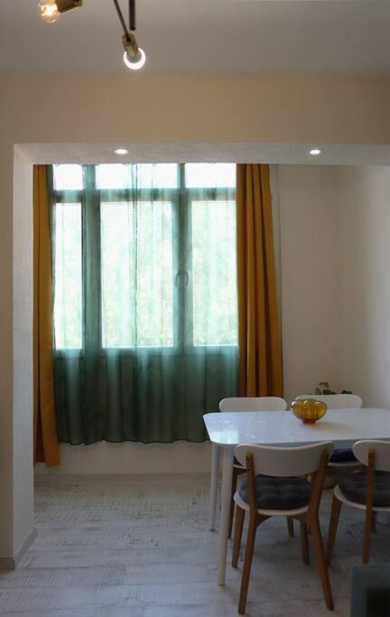Platanus - One-Bedroom Apartment - 2