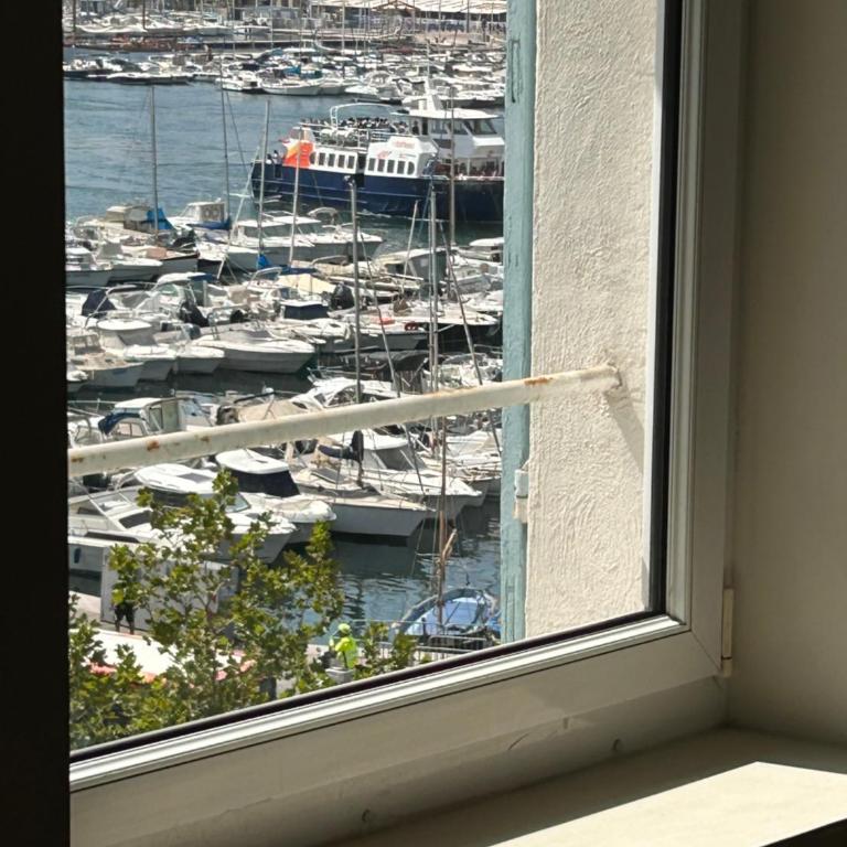 Standing Vieux port 110 m2, Marseille - Appartement 2 Chambres - 4