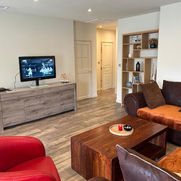 Standing Vieux port 110 m2, Marseille - Appartement 2 Chambres - 34