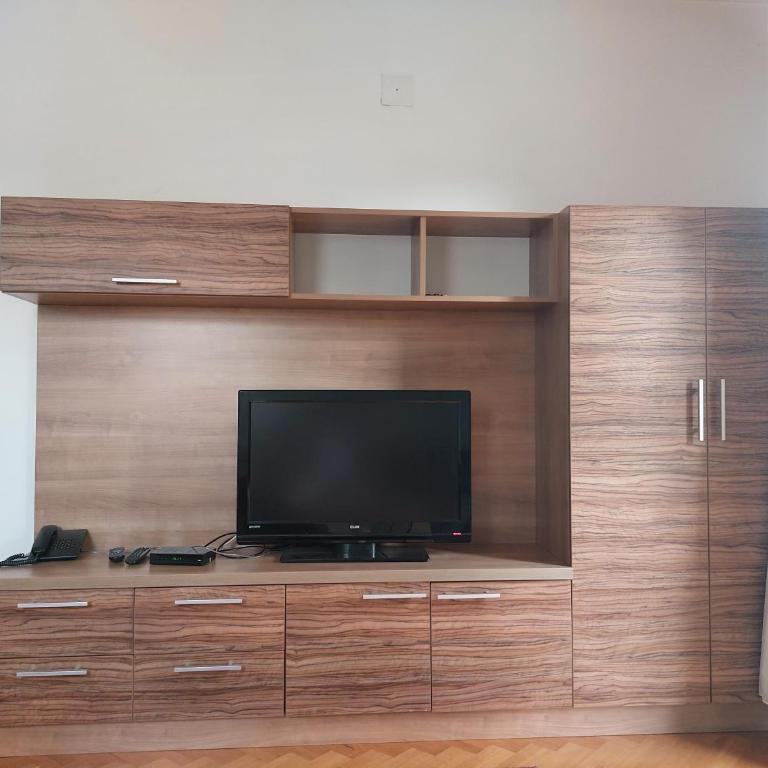 Apartmani IVANA - Apartment - Ground Floor - 6
