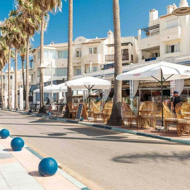 Villa with private heated Pool by the beach & port - Benalmadena by REMS - Villa con piscina privada - 47