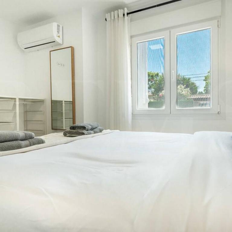 Villa with private heated Pool by the beach & port - Benalmadena by REMS - Villa con piscina privada - 44
