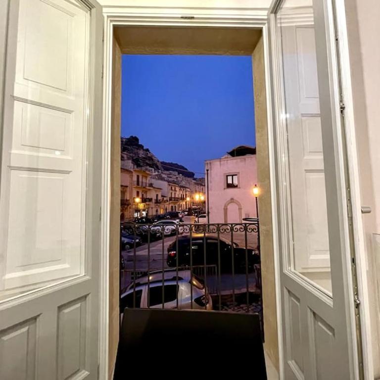 Re barocco Centro storico Scicli a 5 min dal mare - Two-Bedroom Apartment - 22