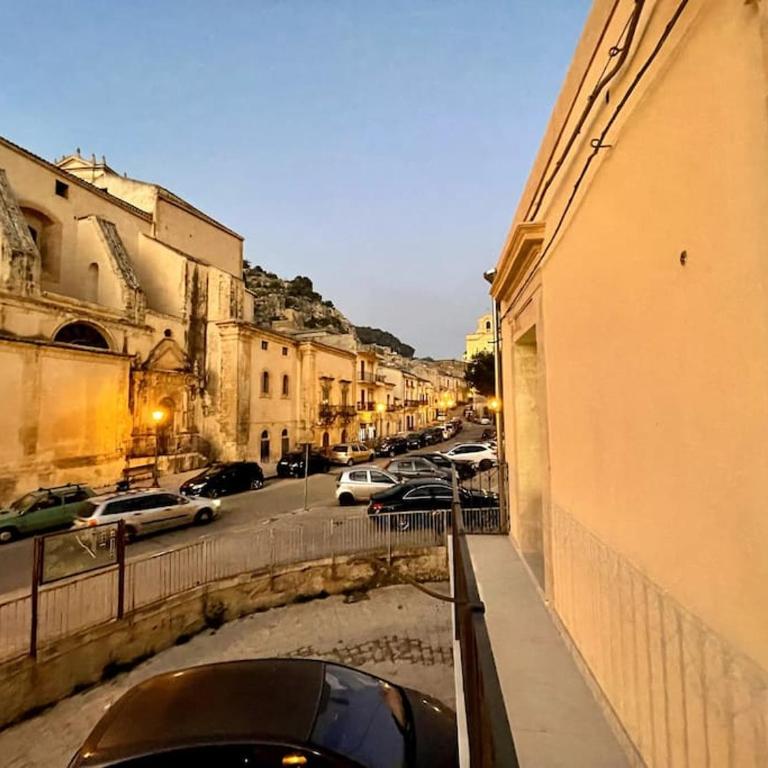 Re barocco Centro storico Scicli a 5 min dal mare - Two-Bedroom Apartment - 23