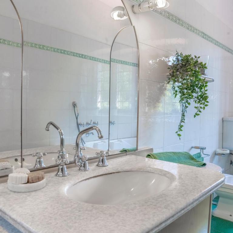 Charming Florentine Hideout - Appartamento con 2 Camere da Letto - 35