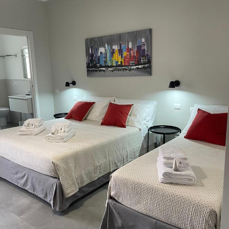 ViaRiva Rooms - Camera Tripla con Bagno Privato - 4