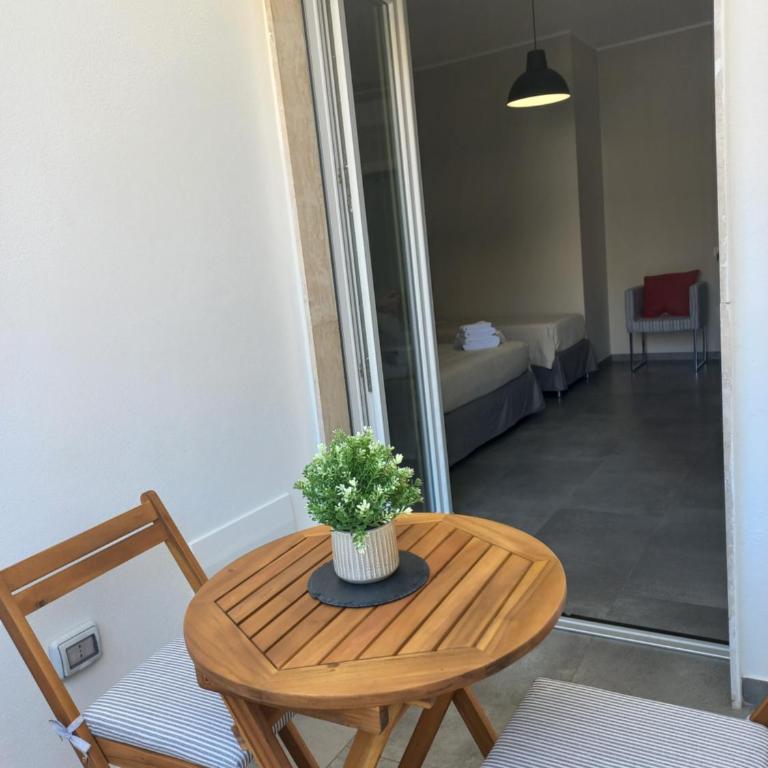 ViaRiva Rooms - Camera Tripla con Bagno Privato - 8
