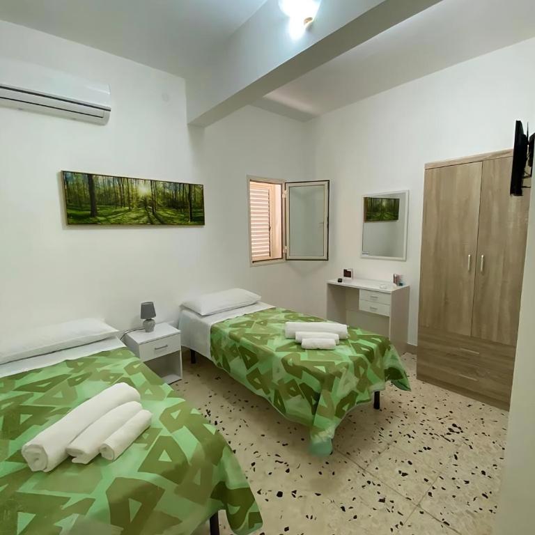 Holiday Marty&kalos - Two-Bedroom House - 11