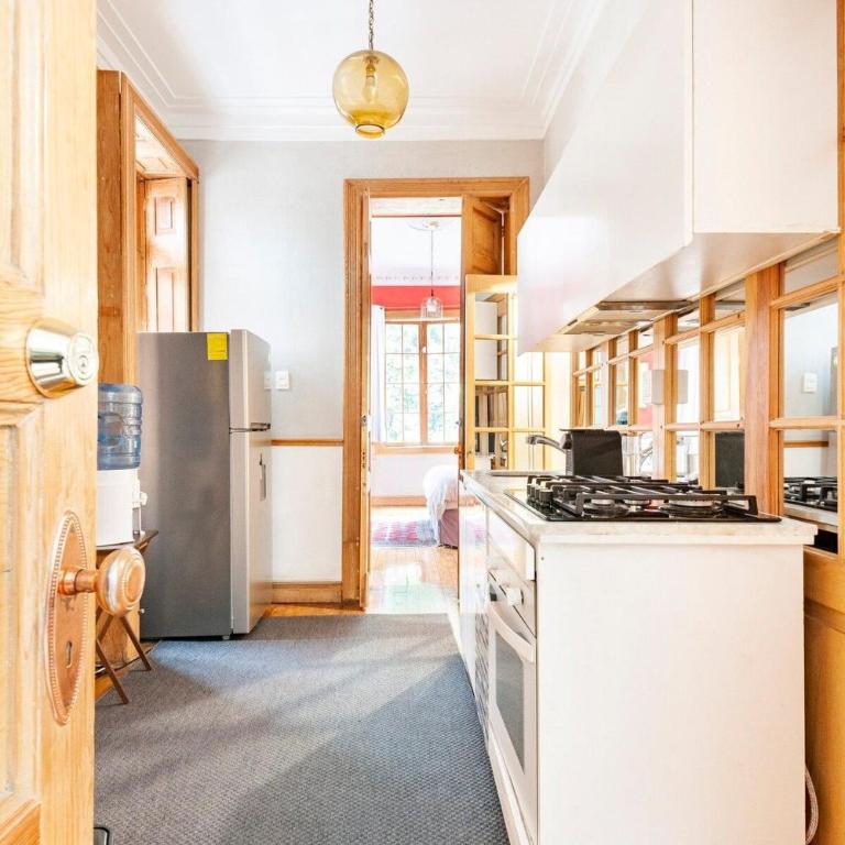 2BR APT w/ terrace and very good location - Two-Bedroom Apartment - 15