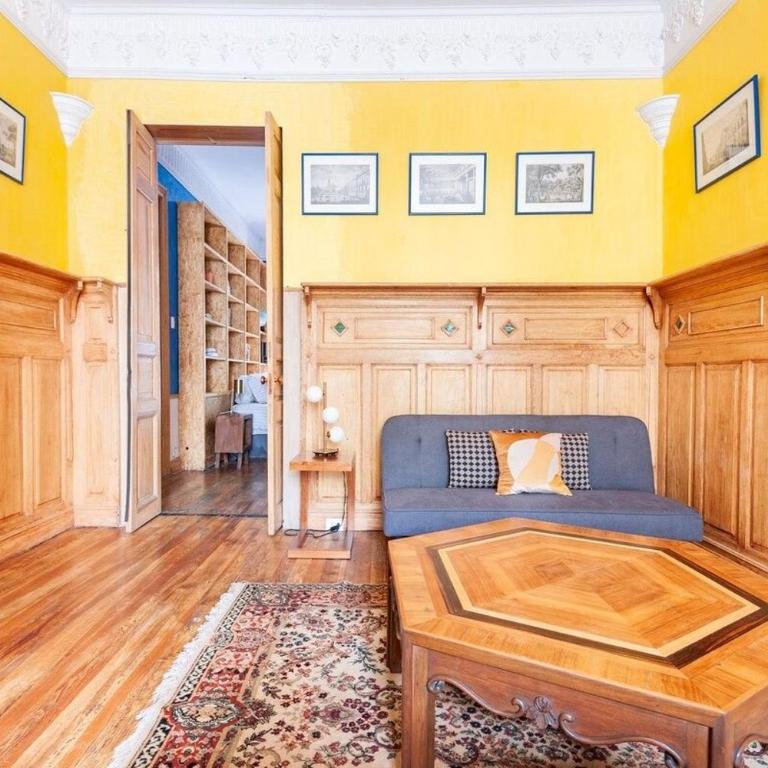 2BR APT w/ terrace and very good location - Two-Bedroom Apartment - 24