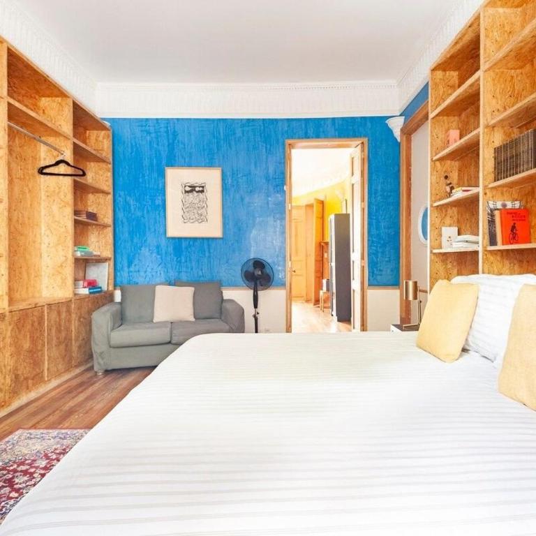 2BR APT w/ terrace and very good location - Two-Bedroom Apartment - 23
