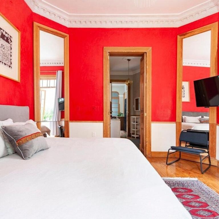2BR APT w/ terrace and very good location - Two-Bedroom Apartment - 28